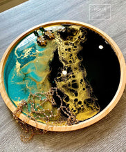 Load image into Gallery viewer, Emerald Green & Black - Geode Design - Resin Bamboo Tray
