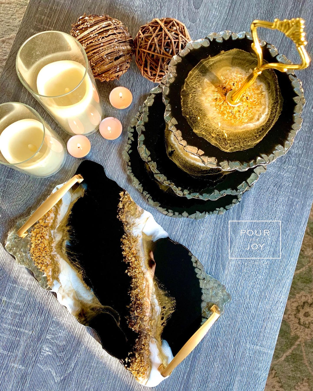 Marbleized Black, White & Gold - Dinning Set - Resin, Gold leaf, Fireglass