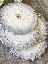 Load image into Gallery viewer, White and Silver Coaster Set of 4 - Resin and Silver Leaf Sparkles
