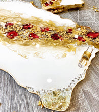 Load image into Gallery viewer, Dried Rose, White &amp; Gold - Tray &amp; Coaster Set - Resin, Gold Leaf &amp; Crystals
